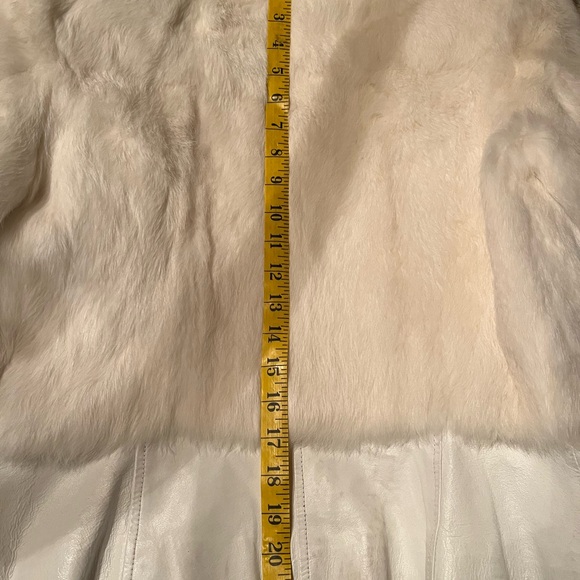 Fur jacket - Picture 5 of 7